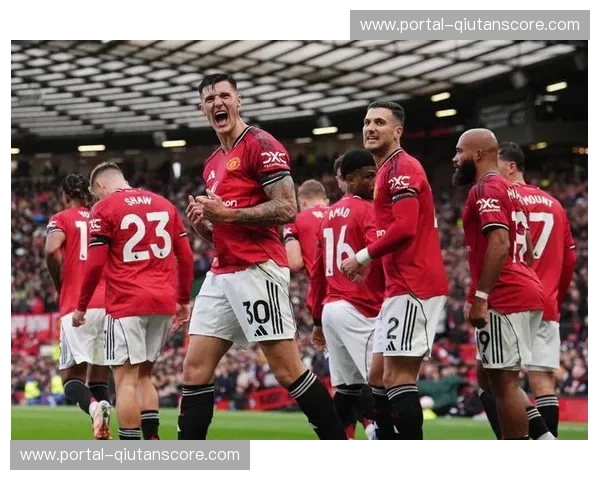 曼联近期改善防线 但由守转攻阶段的节奏控制不稳